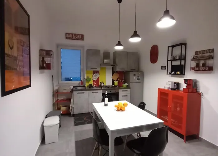 Lo Scorcio Della Neapolis Accogliente Appartamento Pressi Parco Neapolis