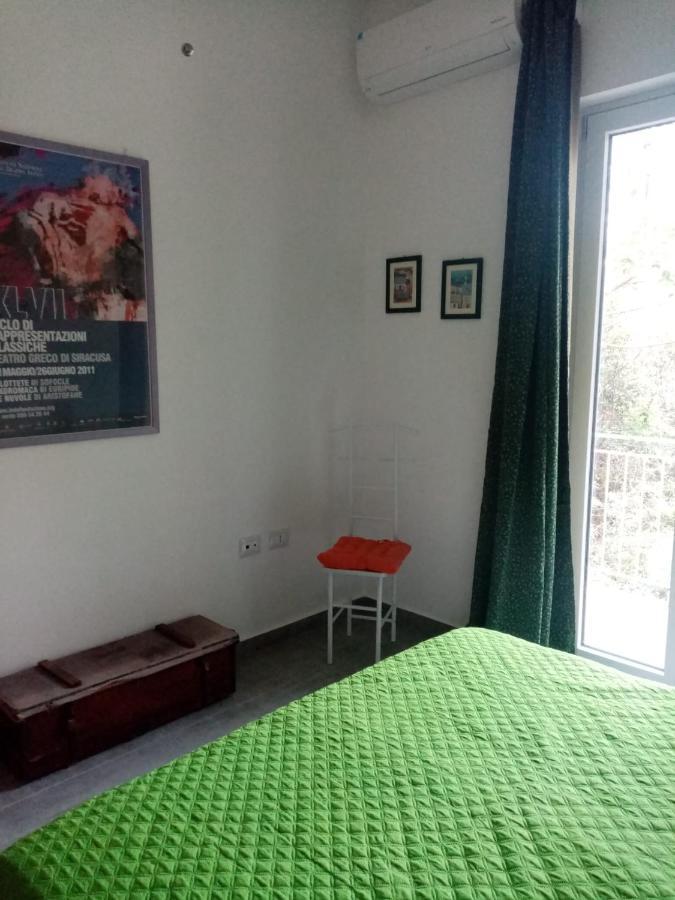 Lo Scorcio Della Neapolis Accogliente Pressi Parco Neapolis Apartment Syracuse