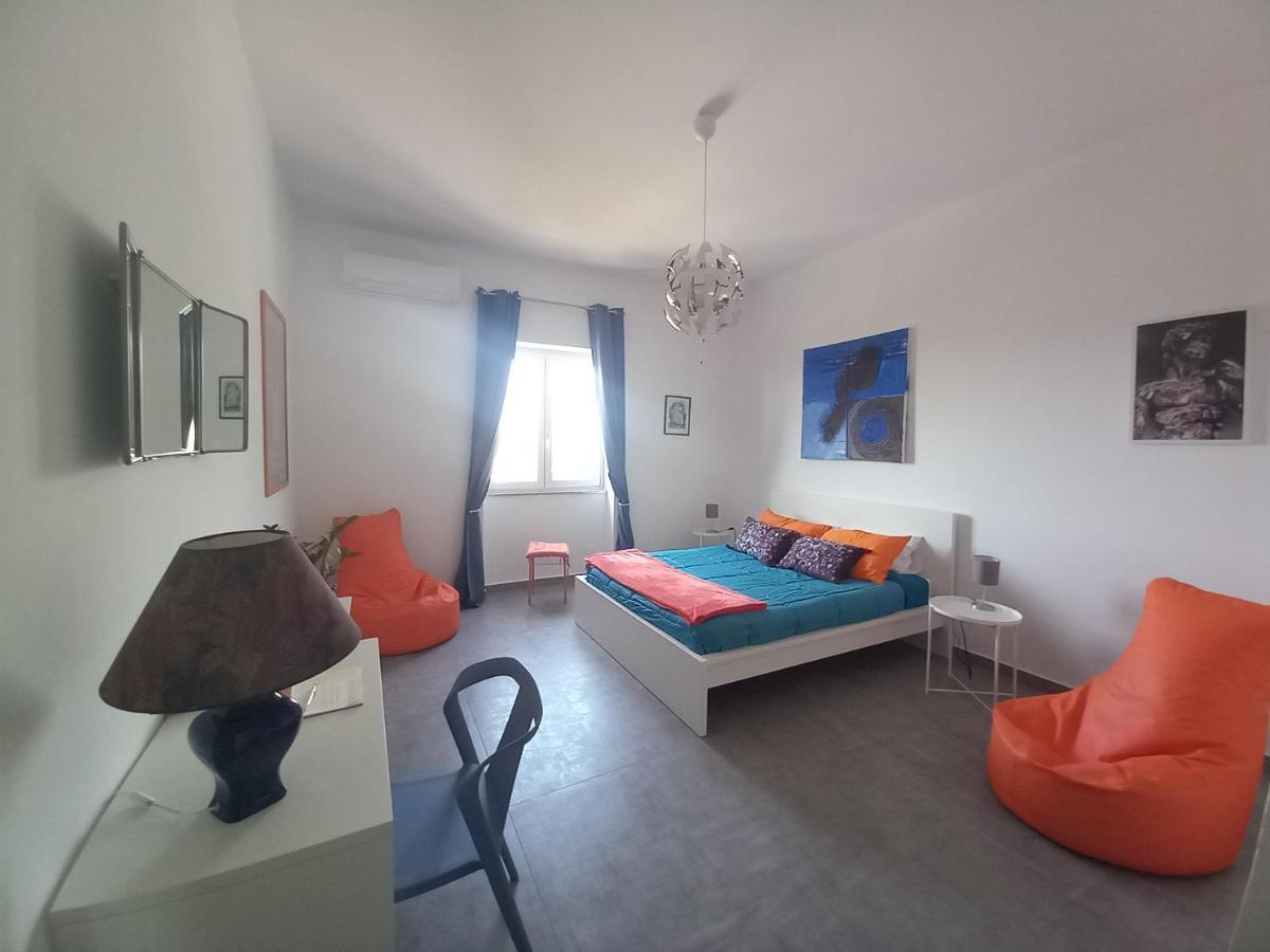 Apartment Lo Scorcio Della Neapolis Accogliente Pressi Parco Neapolis